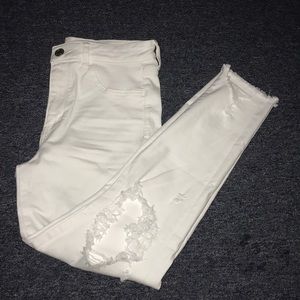 American Eagle White Ripped Jeans